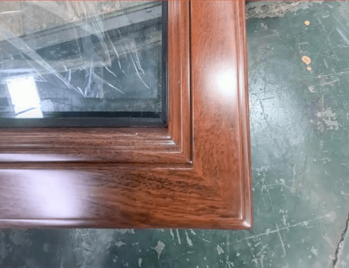 Verwerkingsproces van houten deur- en raamprofielen - 2 (1)